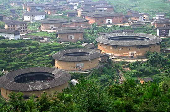 武夷山、九曲溪、廈門鼓浪嶼、永定土樓雙飛6日