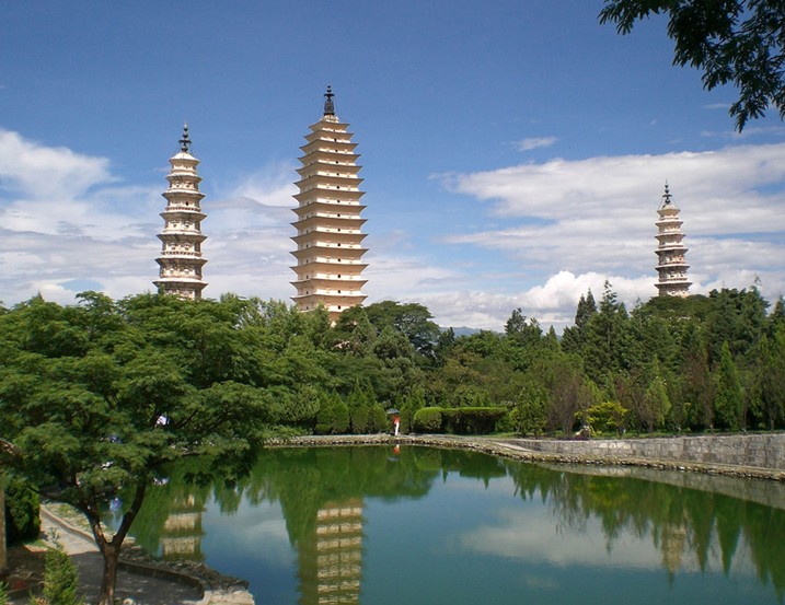 【4星溫泉】昆明石林、大理、麗江古城、玉龍雪