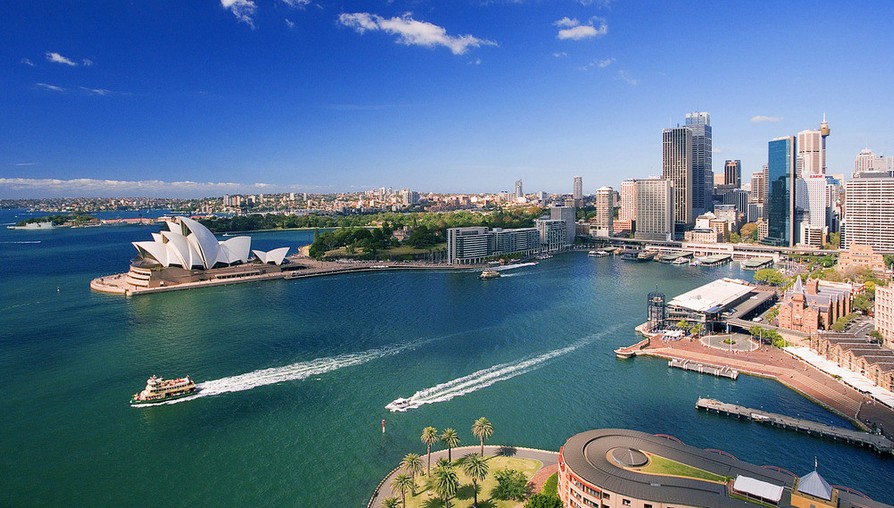 澳新凱大堡礁 藍(lán)騰酒莊雙飛12日《國航》