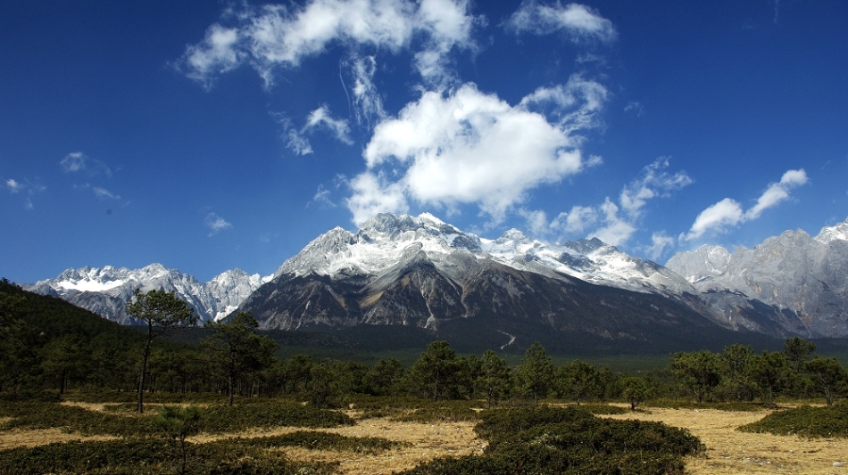 昆明、大理、麗江、香格里拉、西雙版納4飛10日