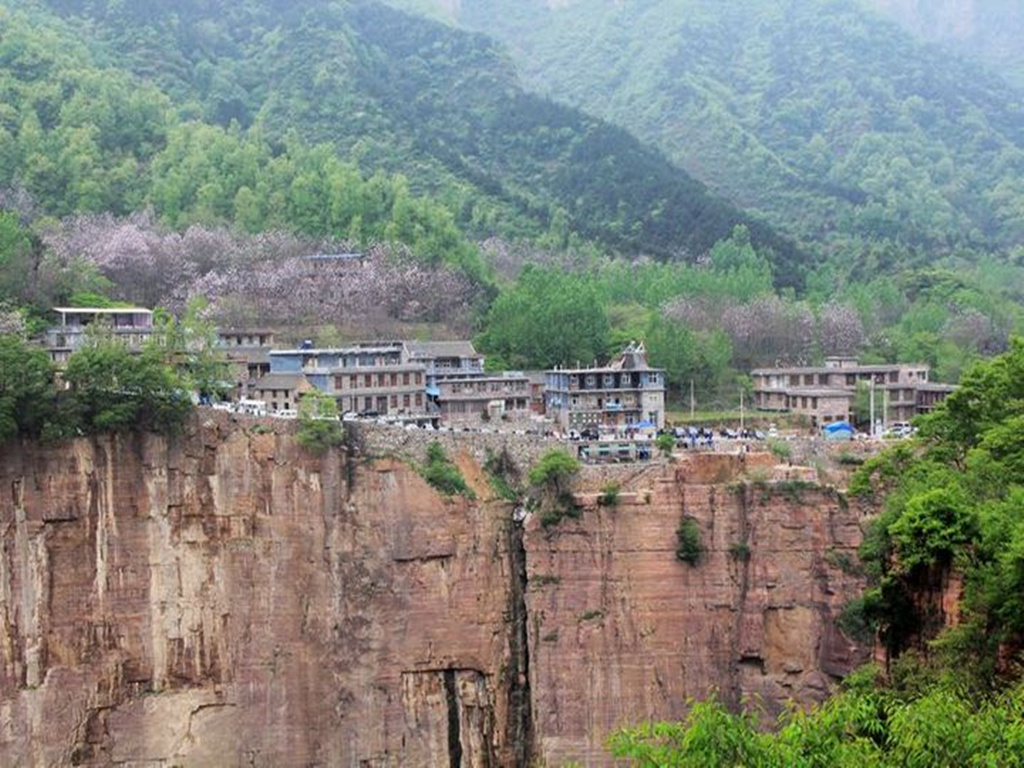 云臺(tái)山、紅石峽、郭亮村、萬(wàn)仙山雙臥 5日