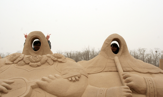 南北戴河、山海關(guān)、昌黎國際滑沙中心雙汽2日