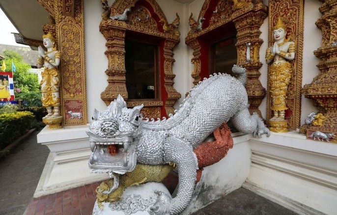 清邁、清萊5晚7日**國際四星**三站購物