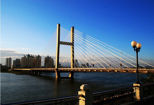 呼倫貝爾大草原、呼倫湖、海拉爾、滿洲里、國