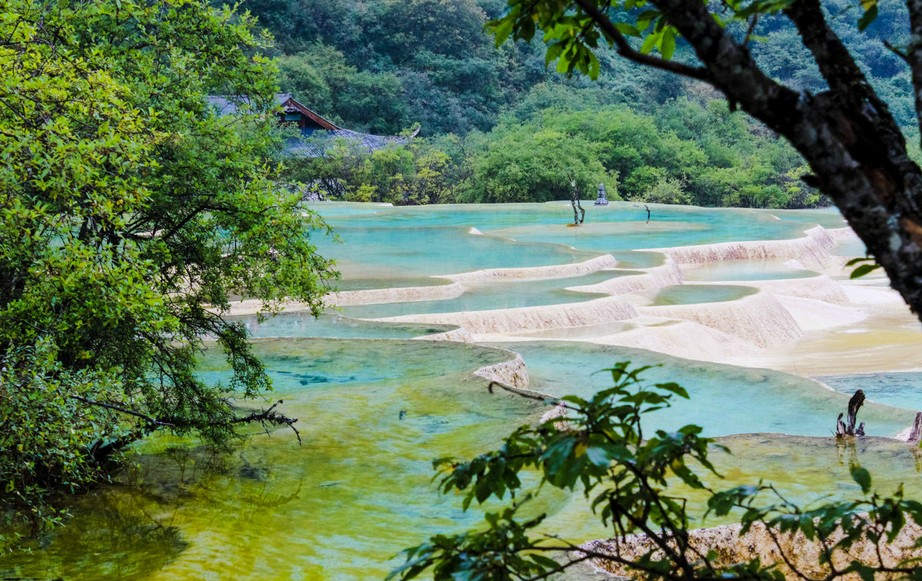 成都、九寨溝、黃龍、青城山、都江堰雙臥8天