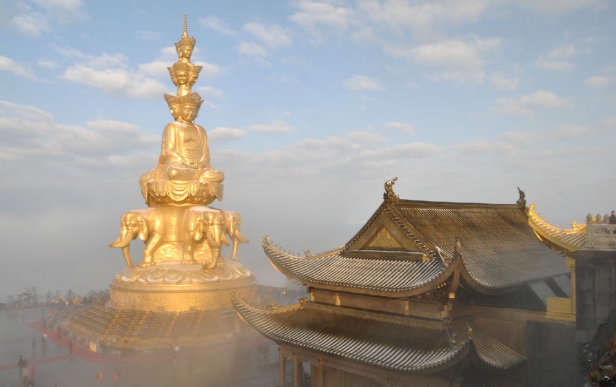 成都、九寨溝、黃龍、樂(lè)山、峨眉山雙臥9日**純