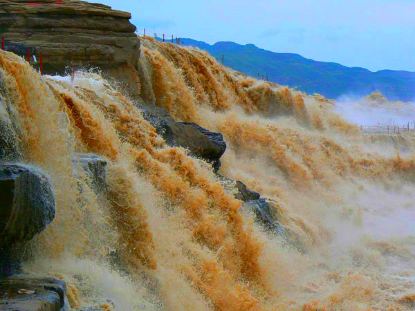 <strong>龍門(mén)石窟、皇城相府、壺口瀑布、平遙古城、五</strong>