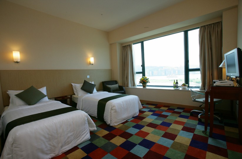 香港一地雙飛4天**市區(qū)4星3晚麗東酒店の機(jī)票**