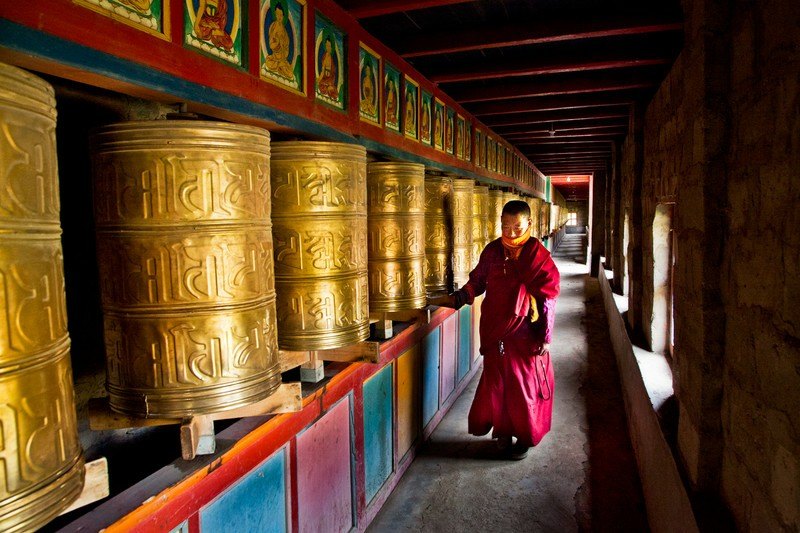 西藏純玩全程掛三星，0自費、0購物，雅魯藏布大